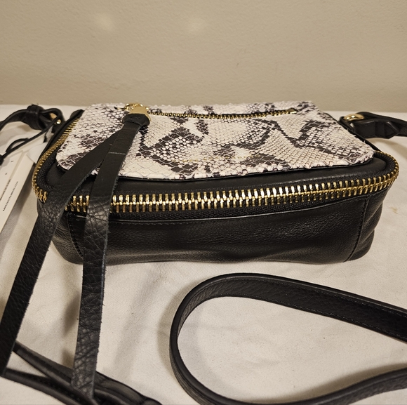 $168 genuine leather Sorrento mini crossbody vanilla snake Aimee kestenberg - Picture 8 of 16